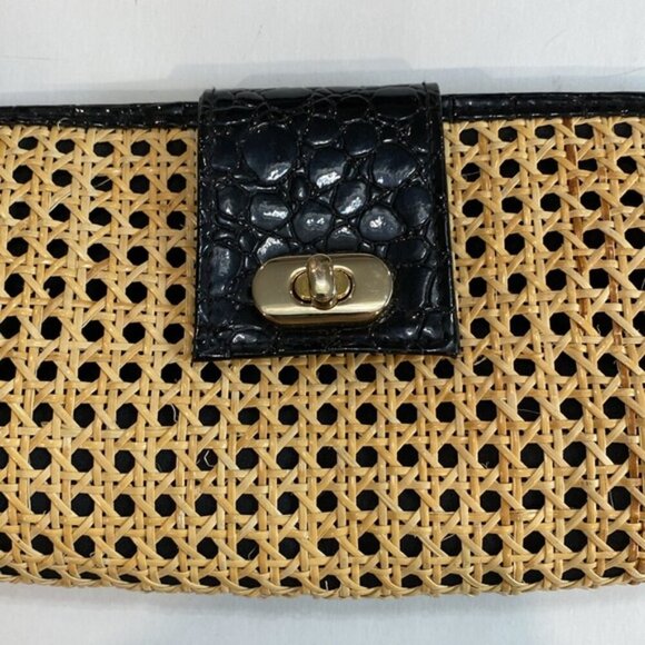 Beige woven rattan clutch bag - Picture 6 of 10